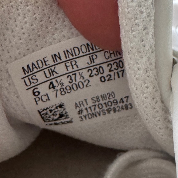 STAN SMITH SHOES Adidas White and Navy Sneakers 6 - Picture 5 of 5